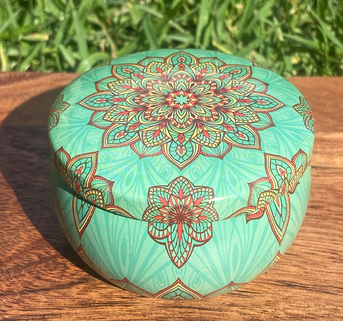 Crystal Candle #1 - Amethyst & Sandlewood