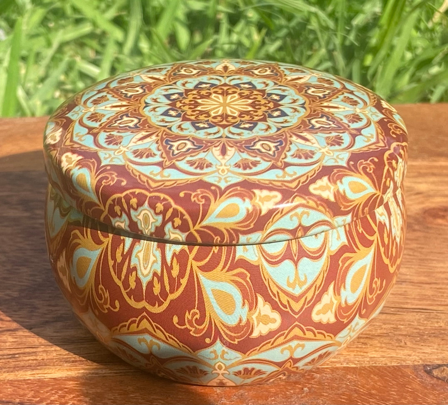 Crystal Candle #7 - Clear Quartz & Eucalyptus