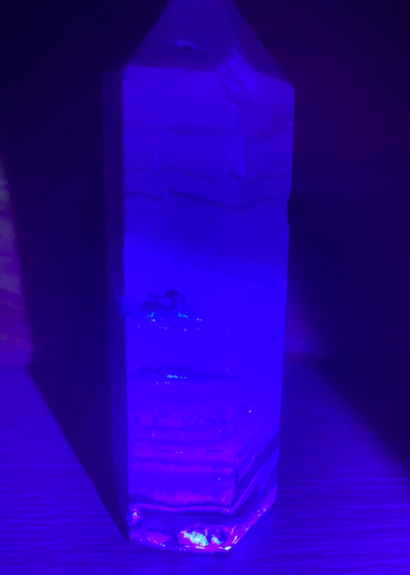 Caribbean Calcite & Aragonite Tower - UV Reactive